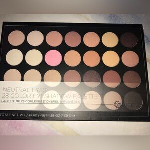 BH cosmetics neutral colors eyeshadow palette
